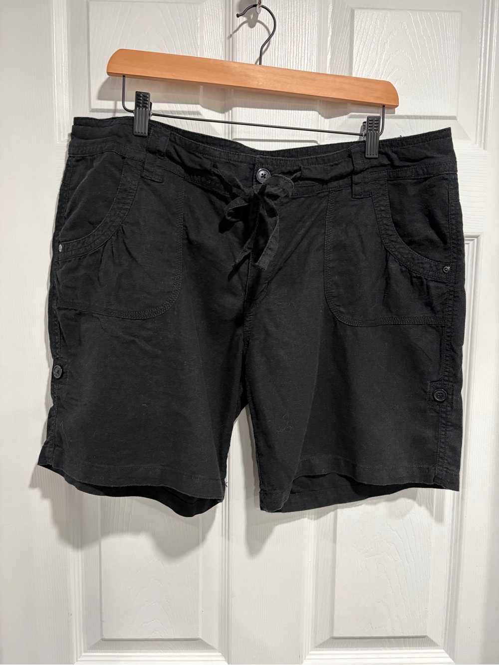 Lady Hathaway Black Drawstring Casual Shorts Adjustable Length Tabs